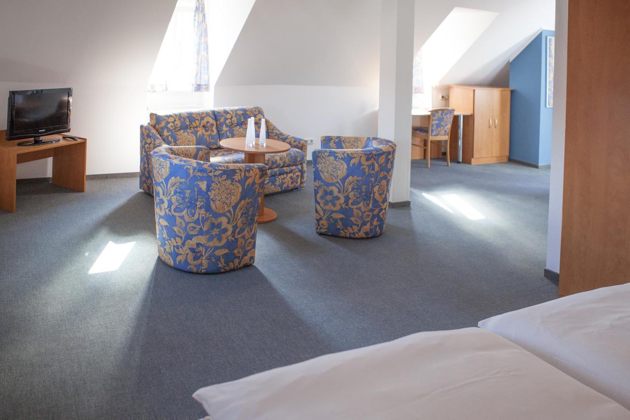Hotel Am Markt Hungen Eksteriør billede